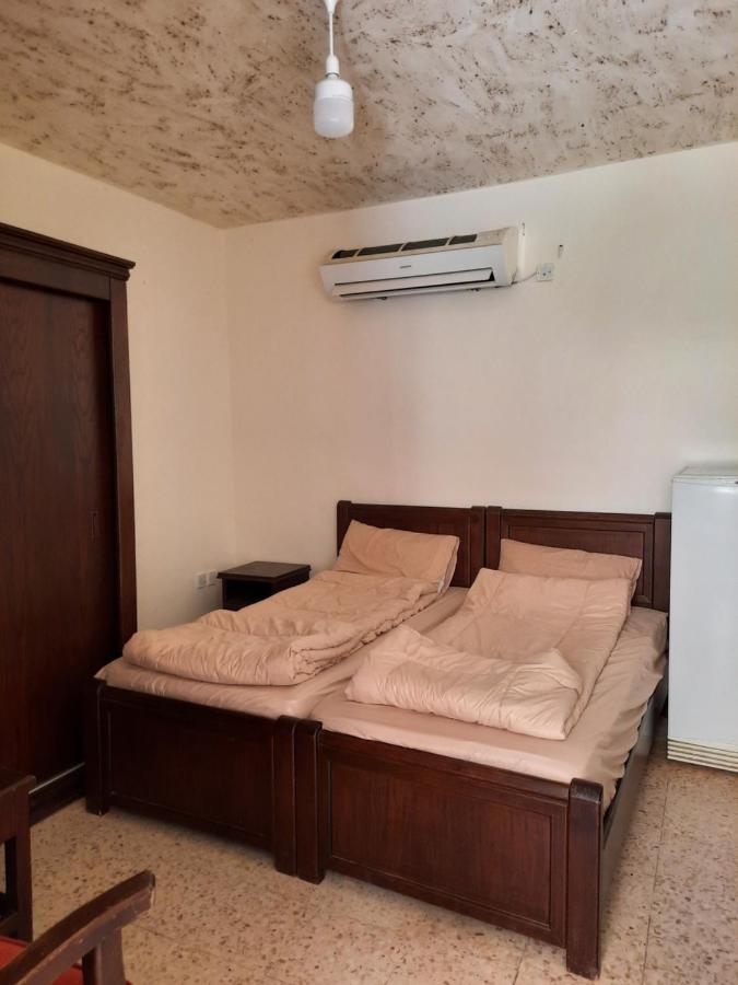Afra Hot Springs Chalets At-Tafilah Ngoại thất bức ảnh