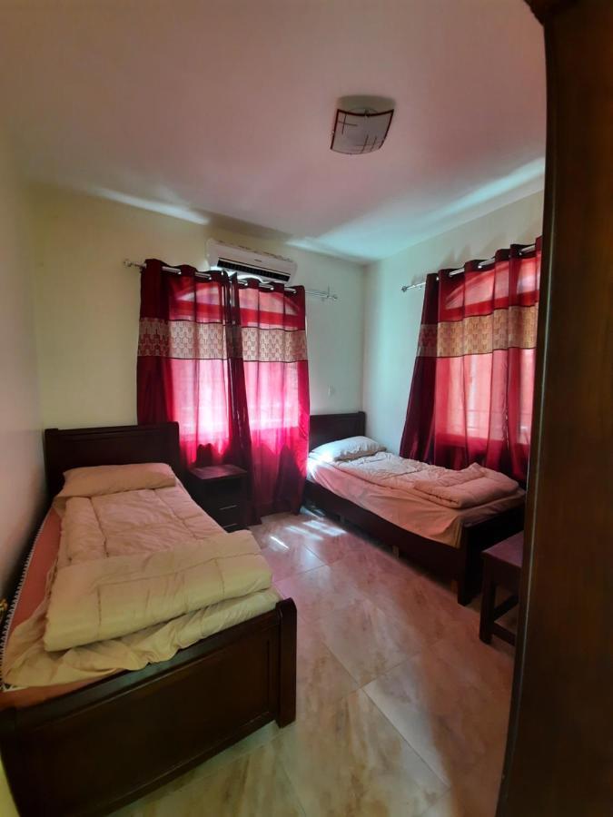 Afra Hot Springs Chalets At-Tafilah Ngoại thất bức ảnh